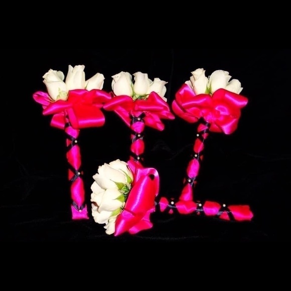 𝅺CUSTOM ORDERED WEDDING FLOWERS - Picture 2 of 5